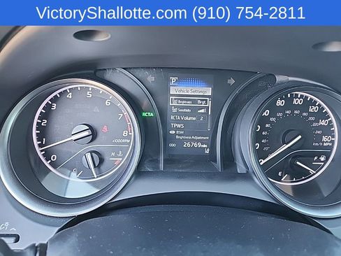 Used 2022 Toyota Camry SE w/ Audio Upgrade Package image 11