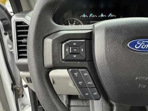 Used 2020 Ford F150 XLT w/ Trailer Tow Package image 32