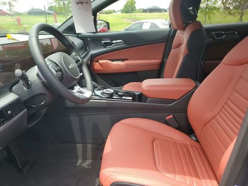 New 2025 Kia Sportage SX Prestige image 14