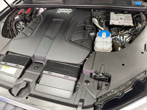 Used 2017 Audi Q7 3.0T Prestige AWD/4WD image 36