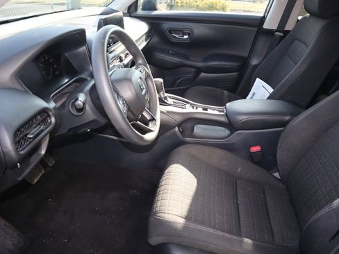 Used 2025 Honda HR-V LX image 14