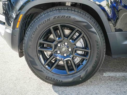 Certified 2023 Land Rover Defender 110 SE image 11