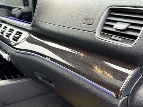 Used 2020 Mercedes-Benz GLS 450 4MATIC w/ Convenience Package image 36