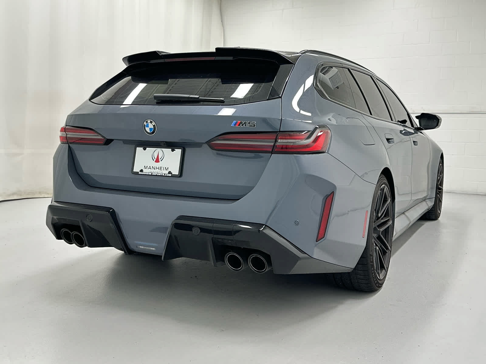 Used 2027 BMW M5 Touring AWD/4WD image 6