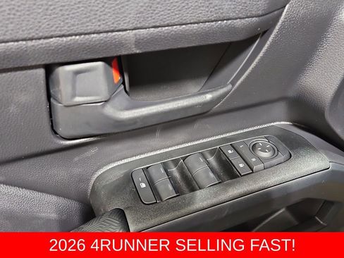 New 2026 Toyota 4Runner SR5 image 8