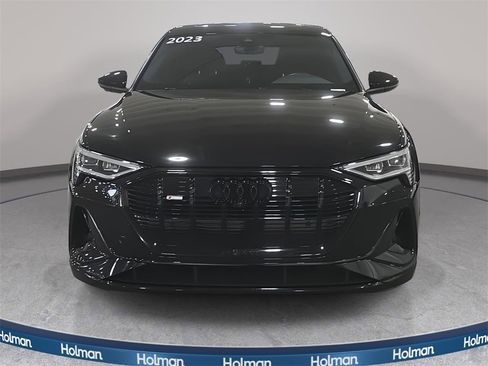 Used 2023 Audi e-tron Premium Plus w/ Premium Plus Package image 3