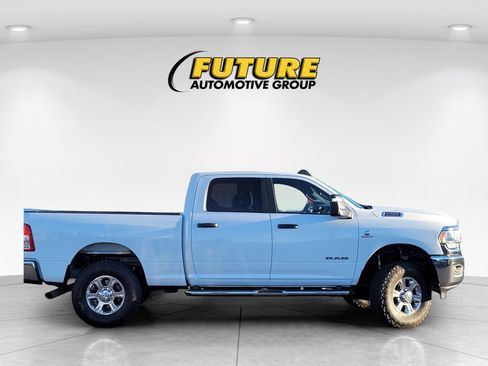 Used 2023 RAM 2500 Big Horn w/ Level 1 Equipment Group image 9