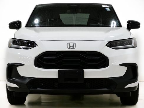 Used 2024 Honda HR-V Sport image 2