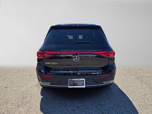 Used 2024 Mercedes-Benz EQB 250+ image 4