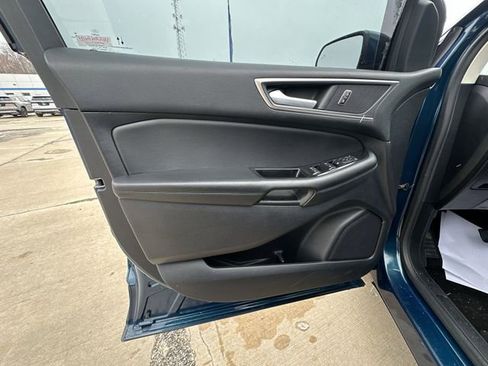 Used 2020 Ford Edge SEL w/ Convenience Package image 25