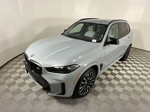 Used 2026 BMW X5 M60i w/ M Sport Professional Package image 9