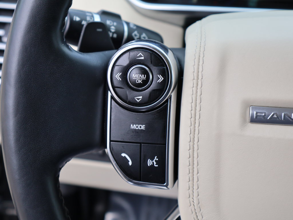 Used 2013 Land Rover Range Rover HSE AWD/4WD image 30