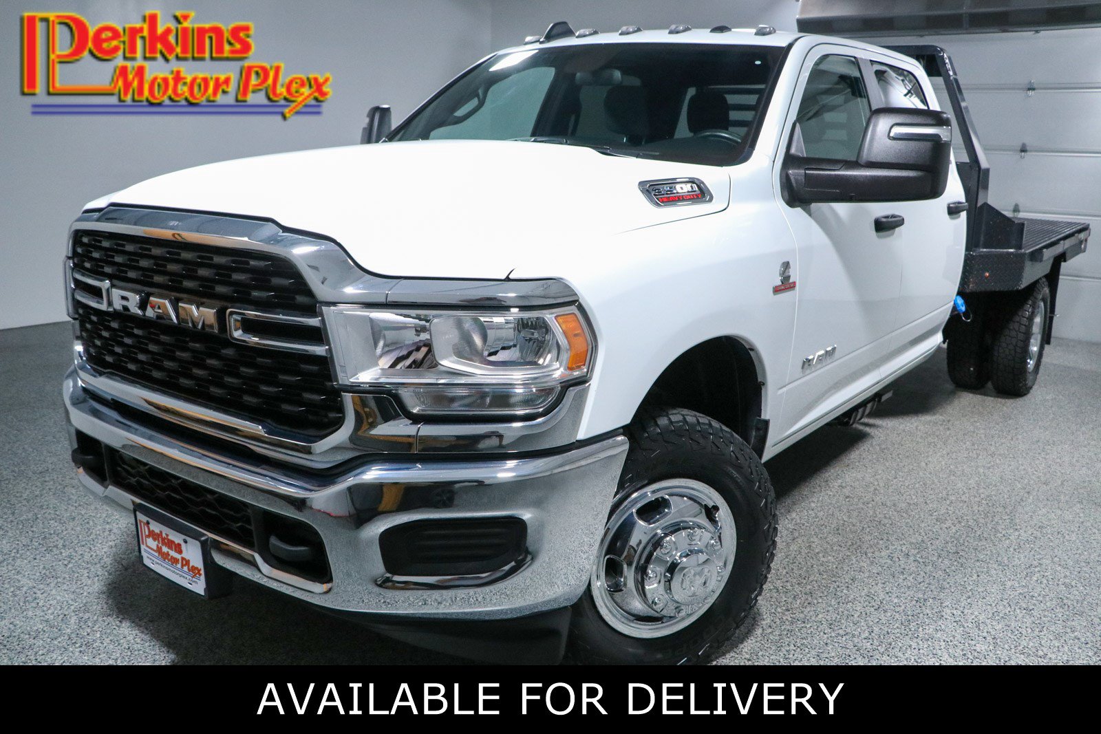 Used 2024 RAM 3500 SLT w/ Quick Order Package 2YG SLT AWD/4WD image 1