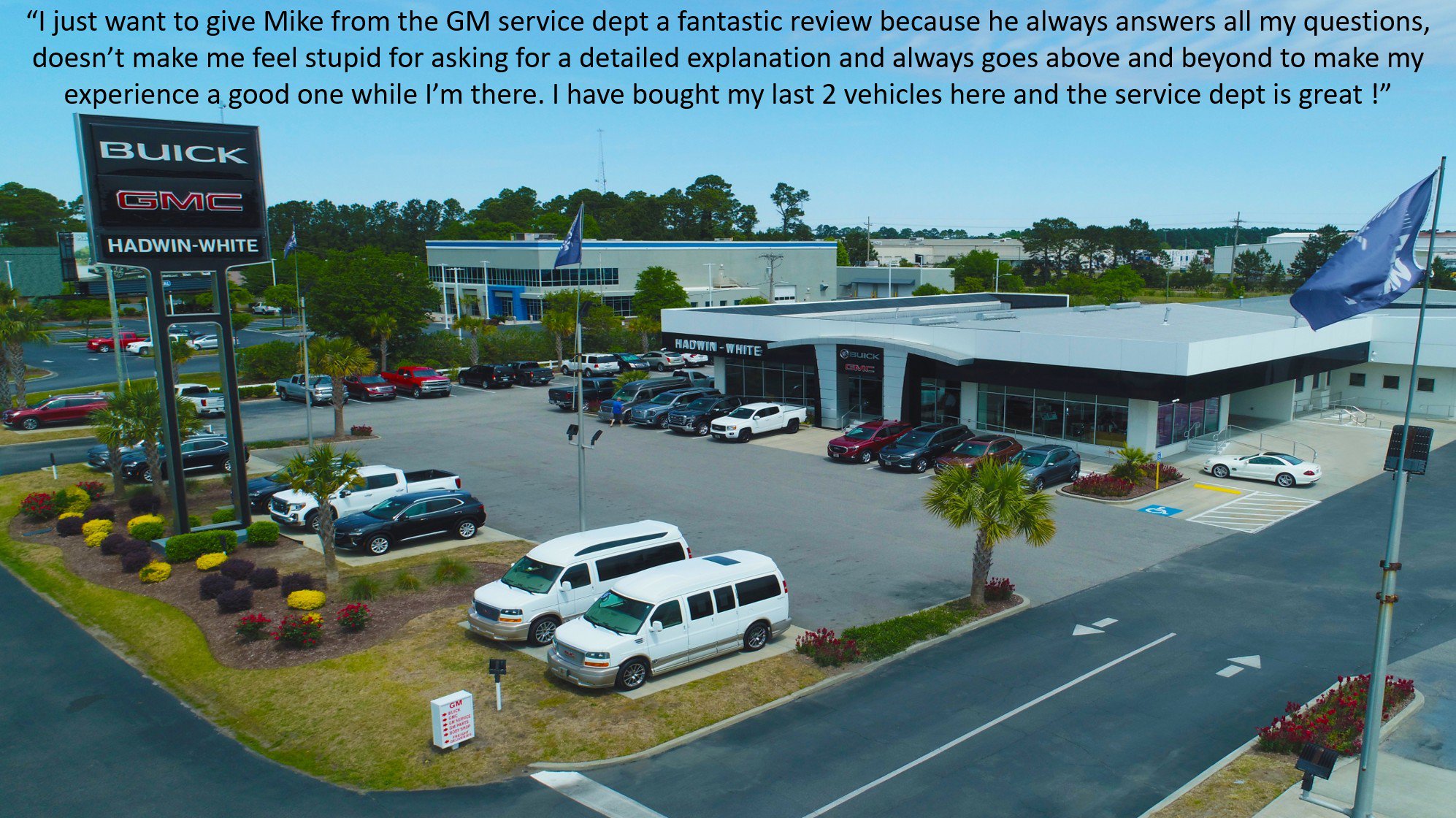 Used 2025 Ford Expedition Active RWD image 4