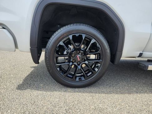Used 2024 GMC Sierra 1500 Denali AWD/4WD image 29