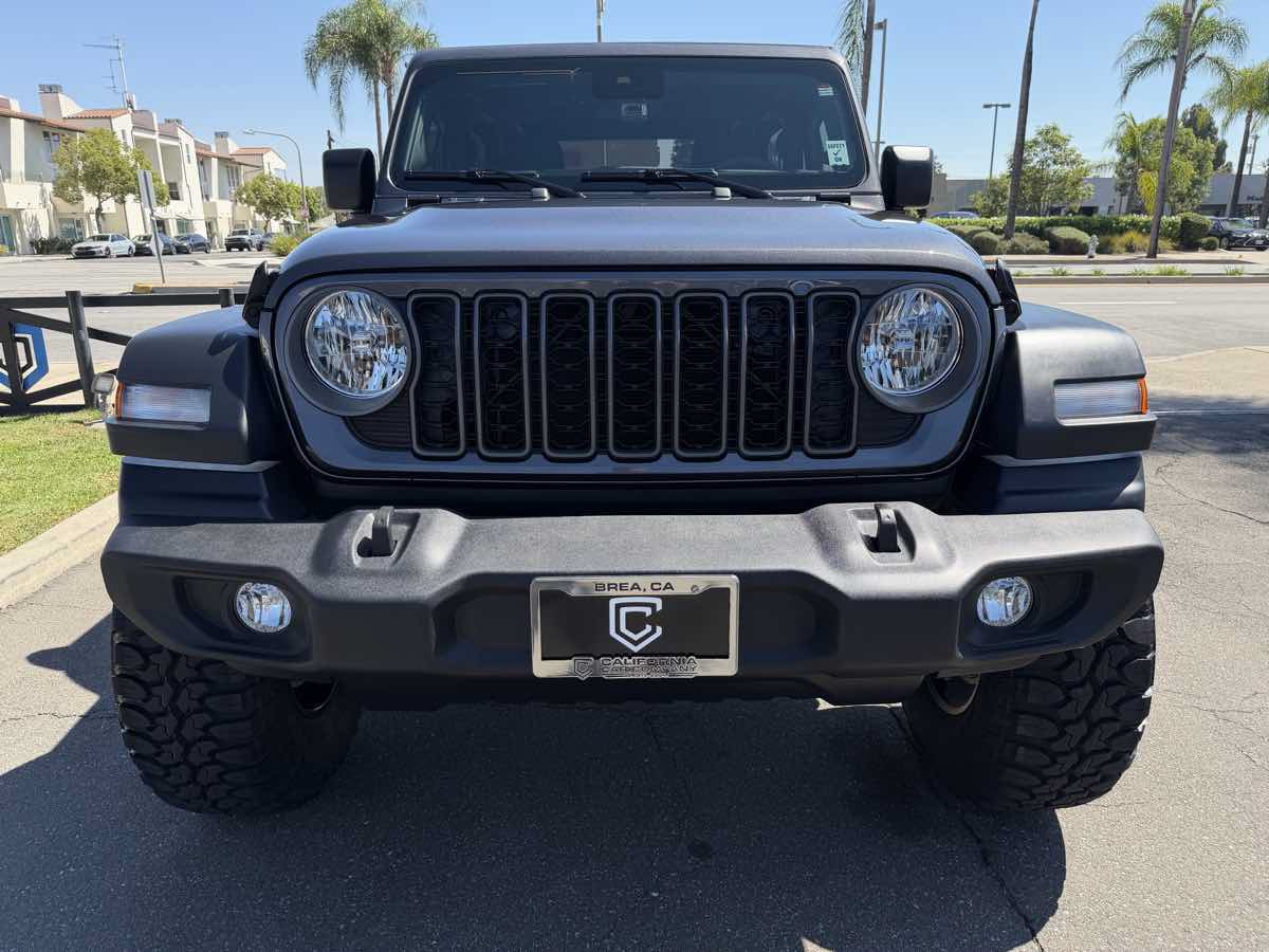 Used 2024 Jeep Wrangler Sport AWD/4WD image 13
