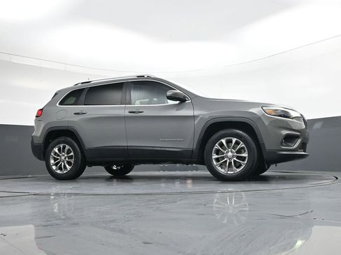 Used 2020 Jeep Cherokee Latitude Plus w/ Comfort/Convenience Group image 36