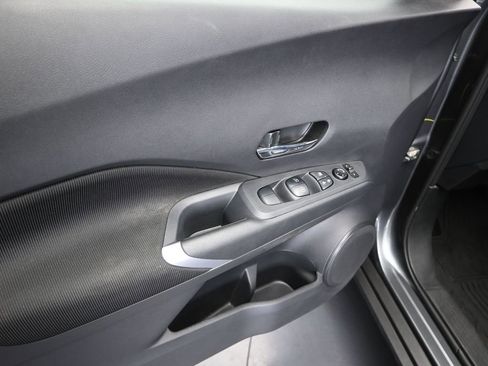 Used 2024 Nissan Kicks SV FWD image 11