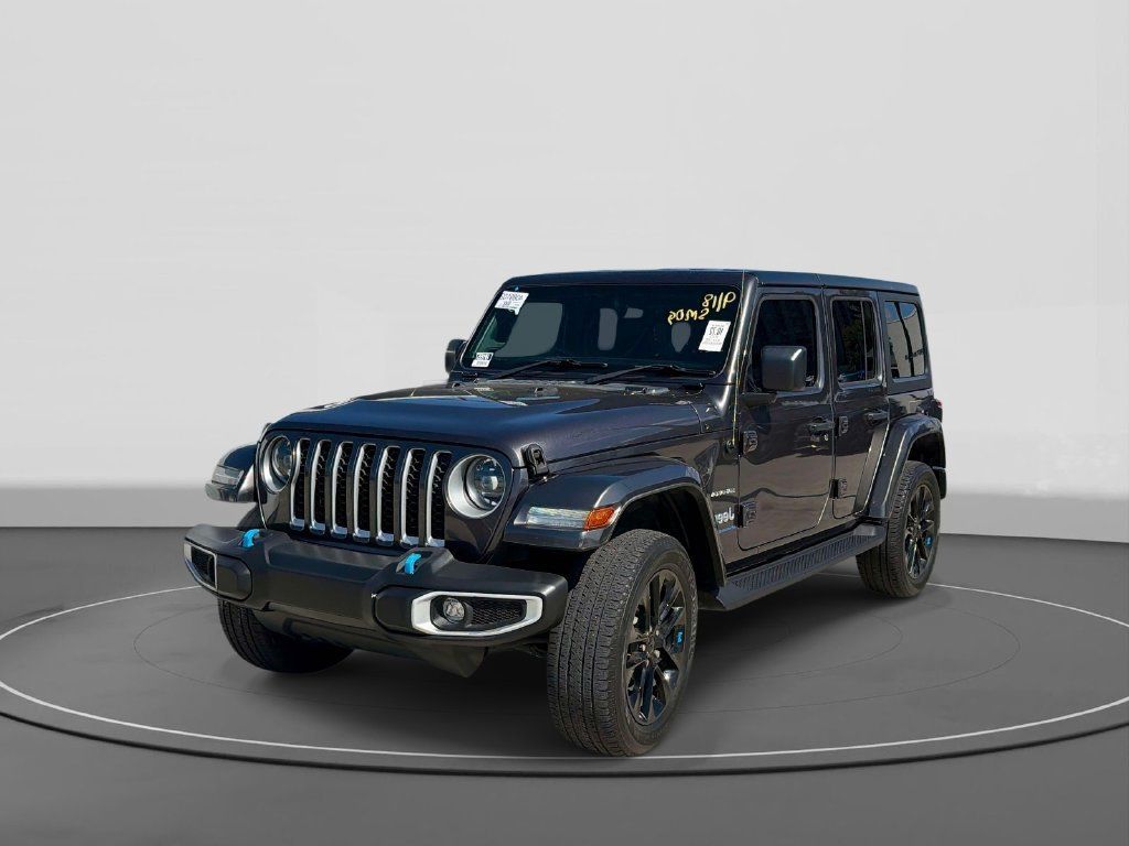 Used 2023 Jeep Wrangler Unlimited Sahara AWD/4WD image 1