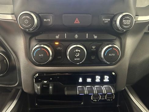 Used 2020 RAM 1500 Big Horn AWD/4WD image 20