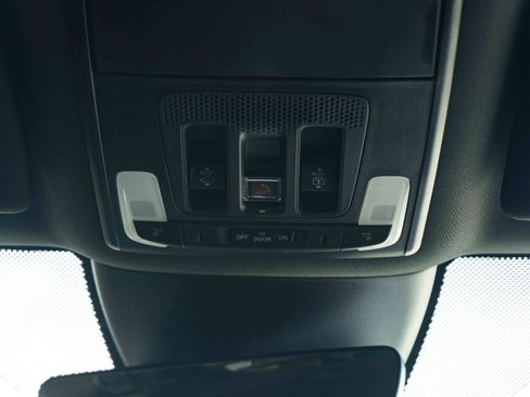 Used 2026 Honda Pilot Black Edition image 37
