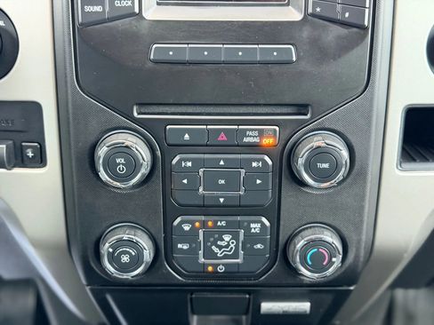 Used 2013 Ford F150 XLT w/ Luxury Equipment Group image 22