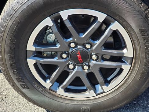 Certified 2025 Toyota Tacoma TRD Sport RWD image 9