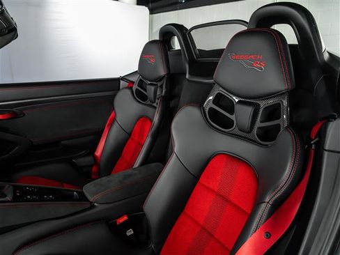 Certified 2025 Porsche 718 Boxster Spyder RS image 5