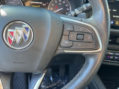 Used 2022 Buick Envision Avenir w/ Technology Package II image 19