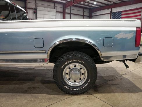 Used 1997 Ford F250 4x4 SuperCab Heavy Duty image 5