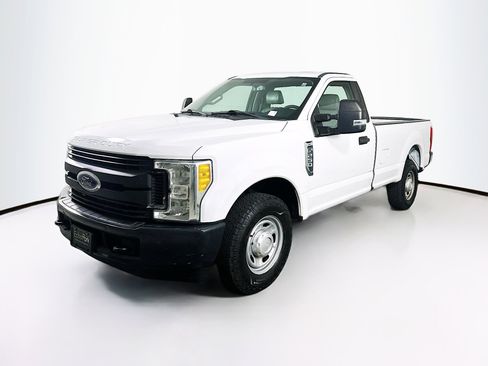 Used 2017 Ford F250 XL w/ Power Equipment Group image 3