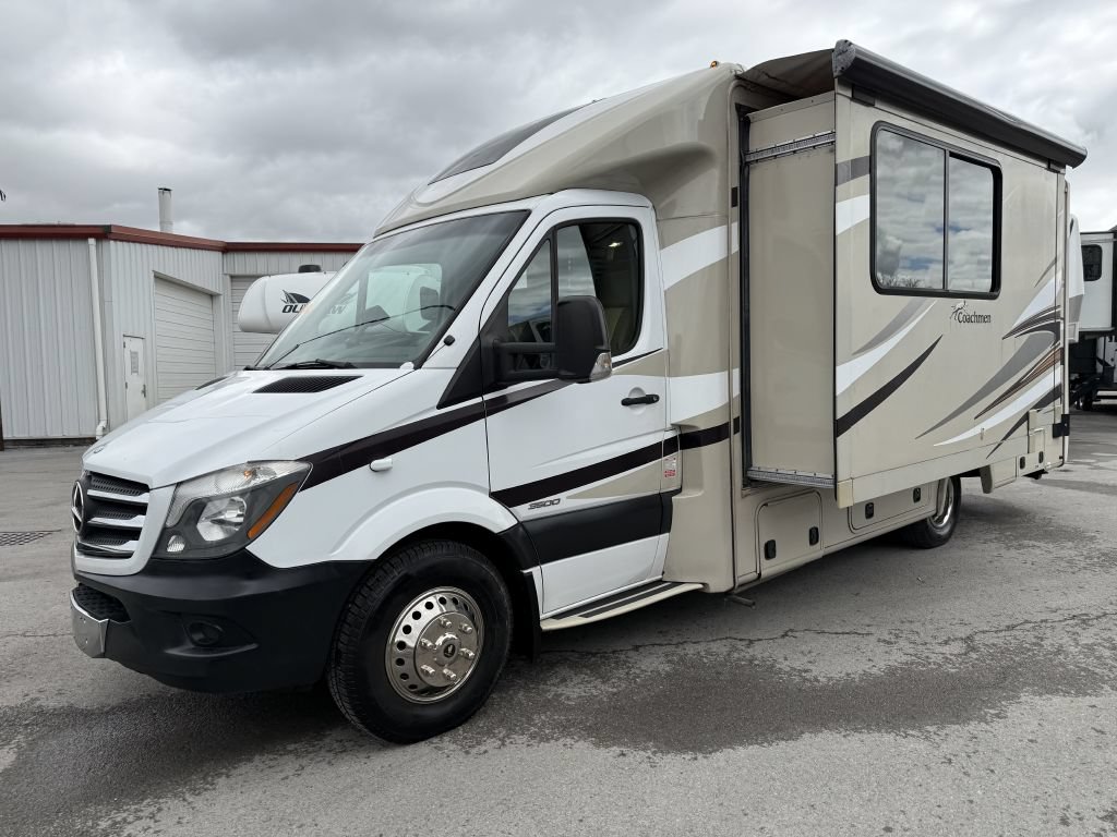 Used 2014 Mercedes-Benz Sprinter 3500 image 11