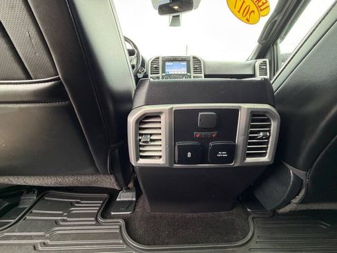 Used 2017 Ford F150 Platinum w/ Equipment Group 701A Luxury AWD/4WD image 40