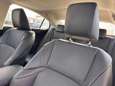 Used 2022 Lexus ES 350 image 25