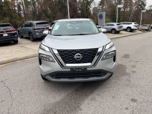 Used 2023 Nissan Rogue SV image 35