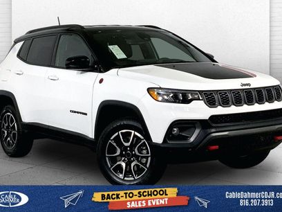 Used 2025 Jeep Compass Trailhawk