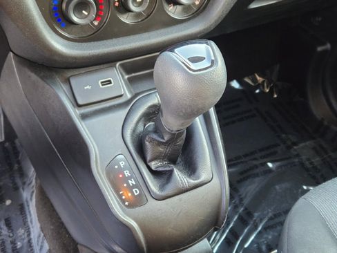 Used 2022 RAM ProMaster City Wagon image 23