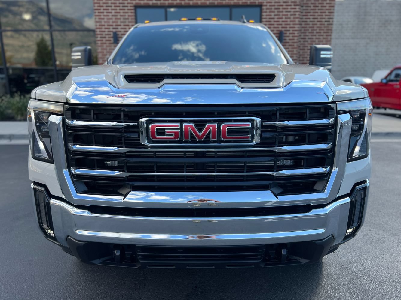 Used 2026 GMC Sierra 2500 SLE AWD/4WD image 10