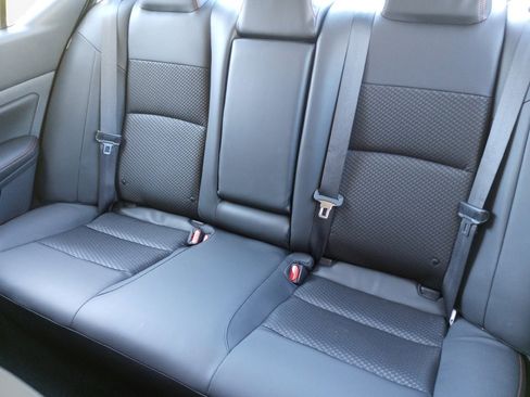 New 2025 Nissan Altima 2.5 SR image 12