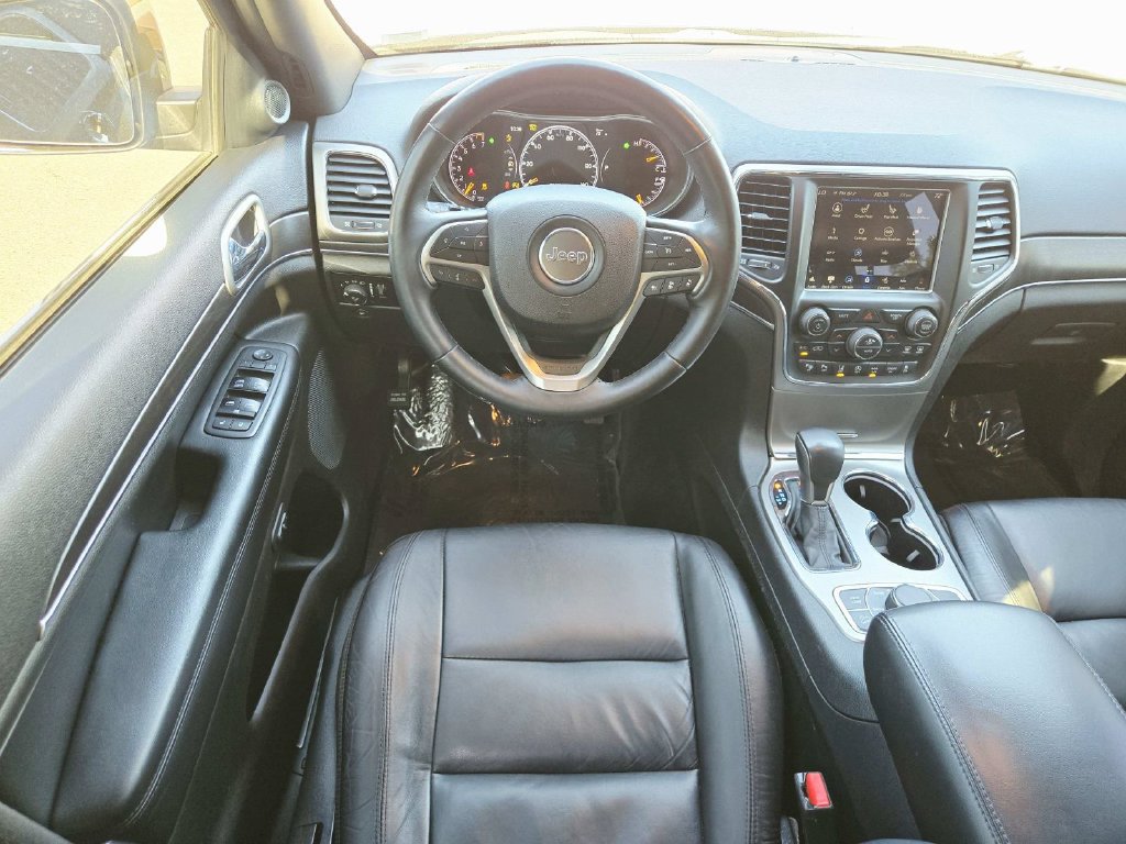 Used 2018 Jeep Grand Cherokee Limited AWD/4WD image 10