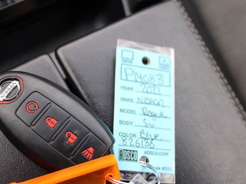 Used 2021 Nissan Rogue SV image 32