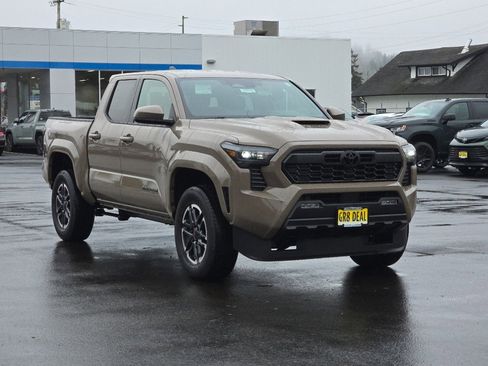 New 2026 Toyota Tacoma TRD Sport image 2