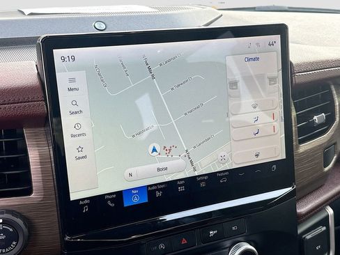 Used 2023 Ford Expedition Limited image 13