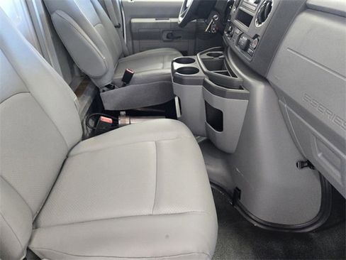 New 2025 Ford E-450 and Econoline 450 Super Duty w/ Power Equipment Group image 12