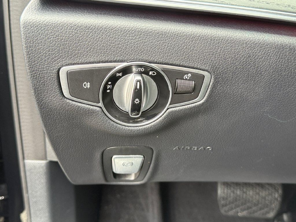 Used 2023 Mercedes-Benz E 350 4MATIC Sedan image 21