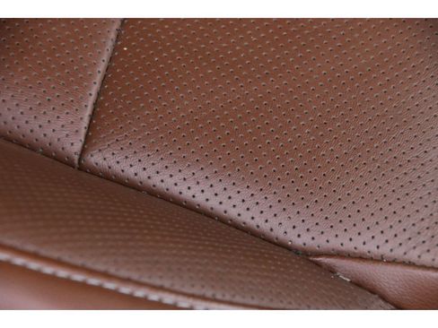 Used 2022 Subaru Outback Touring w/ Popular Package #2 image 34