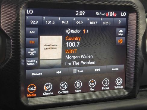 Used 2019 Jeep Wrangler Unlimited Sahara image 37