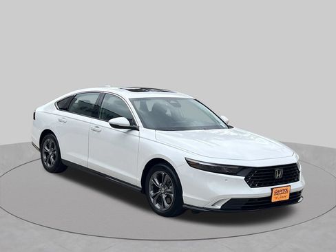 Used 2025 Honda Accord EX-L image 8
