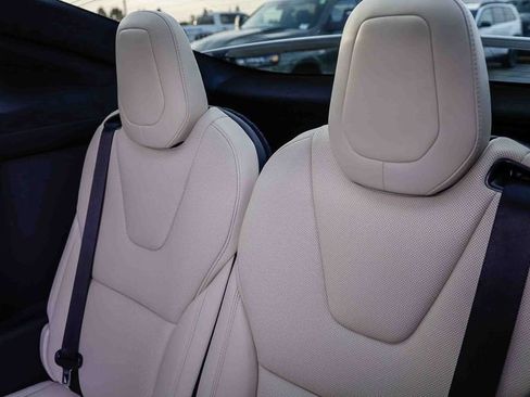 Used 2023 Tesla Model X Plaid image 24