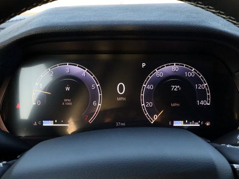 New 2025 Jeep Grand Cherokee Laredo w/ Luxury Tech Group I image 30